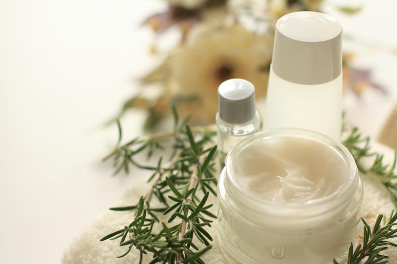 cosmetiques-bio-huiles-essentielles